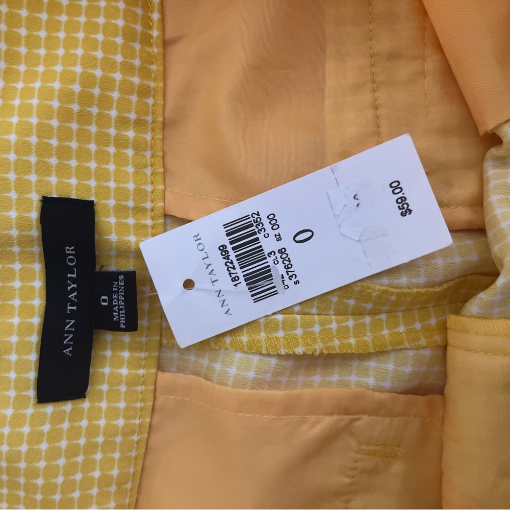 Ann Taylor Mustard Geometric shorts